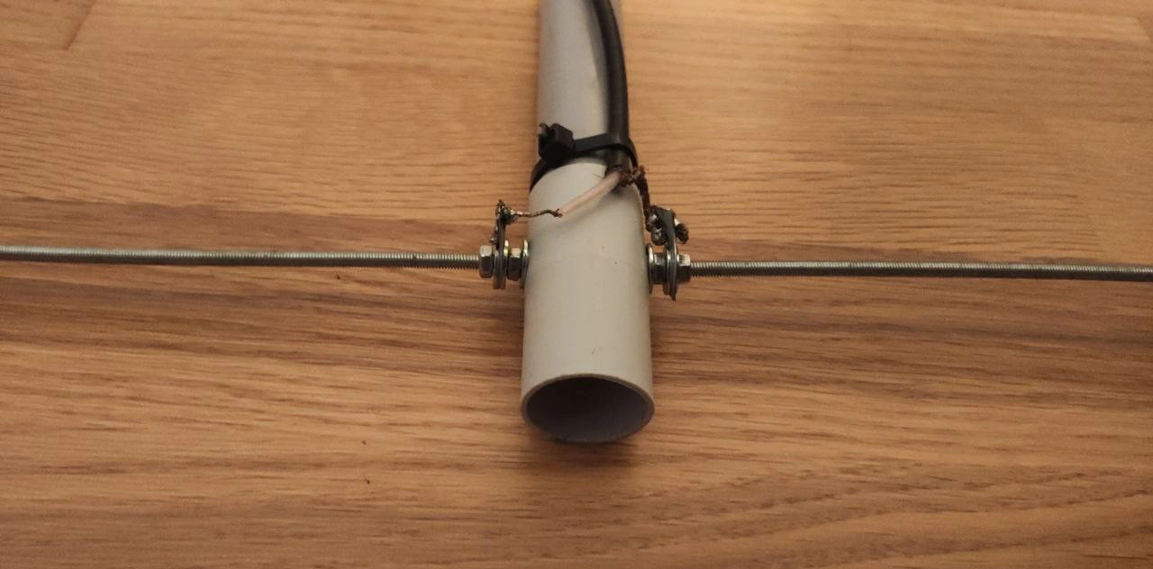 Outer view of the dipole connection