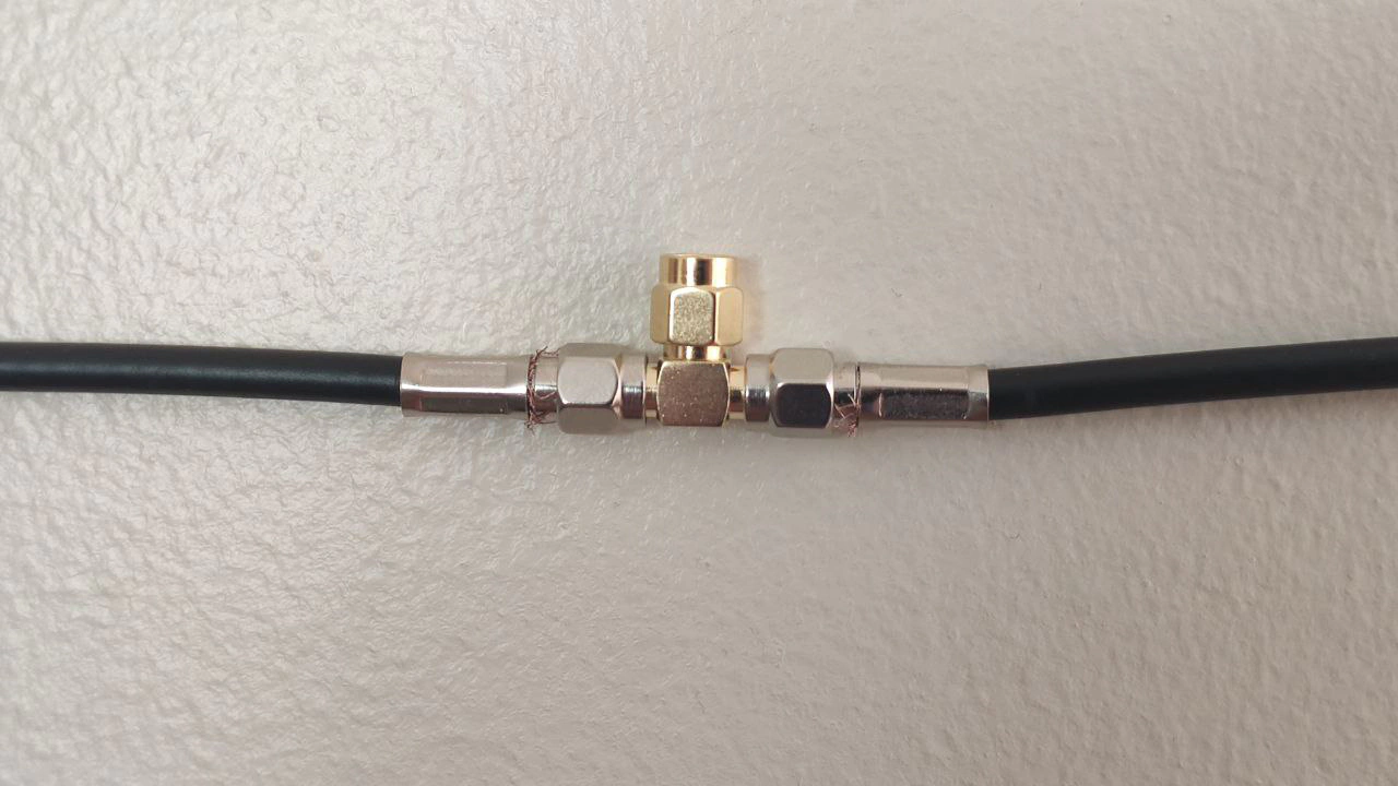 Female SMA Tee connector